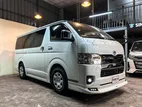 Toyota Hiace SUPER GL DARK PRIME 2022