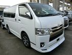 Toyota Hiace Super GL Pearl 2020