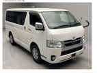 Toyota Hiace Super GL Pkg Pearl 2020