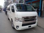 Toyota Hiace SUPER GL PROJECTION 2020