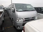 Toyota Hiace SUPER GL PUSH 2021