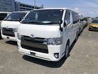 Toyota Hiace Super GL Push Pearl 2020