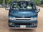 Toyota Hiace . 2005