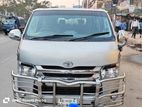 Toyota Hiace TRH 2011