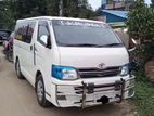 Toyota Hiace trx 2010