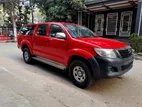 Toyota Hilux গুড কন্ডিশন 2012