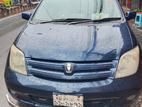 Toyota ist . 2004