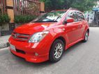 Toyota ist FAMILY USE-1300 CC 2003