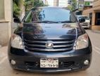 Toyota ist Octane Drive. 1500cc 2006