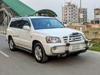 Toyota Kluger PEARL COLOR 2004