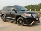 Toyota Land Cruiser V8 Invader version 2013