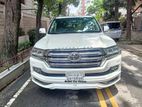 Toyota Land Cruiser VX-V8 (Diesel Turbo) 2014
