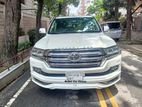 Toyota Land Cruiser VX-V8 (Diesel Turbo) 2014