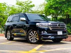 Toyota Land Cruiser ZX V8 2020