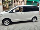 Toyota Noah ` 2002