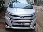 Toyota Noah 1 DOOR POWER NON HV 2021