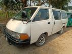 Toyota Noah 1990