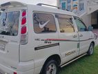 Toyota Noah . 1999