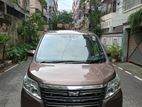 Toyota Noah 2 DOOR PAWER gi 2014