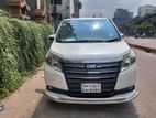 Toyota Noah 2 DOOR POWER-2000 CC 2014