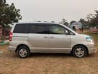 Toyota Noah 2003