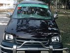 Toyota Noah . 2003