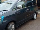 Toyota Noah 2003