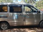 Toyota Noah 2003