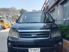 Toyota Noah 2004