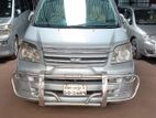 Toyota Noah 2004