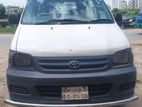 Toyota Noah 2004