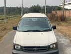 Toyota Noah 2004