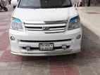 Toyota Noah . 2004
