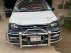 Toyota Noah 2004