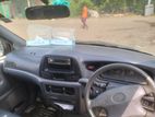 Toyota Noah 2005