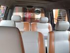 Toyota Noah 2005