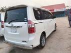 Toyota Noah 2007