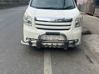 Toyota Noah 2008 2014