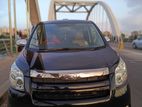 Toyota Noah 2009