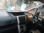 Toyota Noah 2011