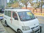 Toyota Noah ` 2018