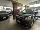 Toyota Noah 2012