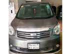 Toyota Noah 2012