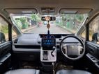 Toyota Noah 2012