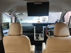 Toyota Noah . 2013