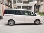 Toyota Noah 2014