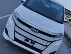 Toyota Noah 2017