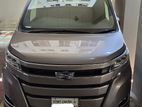 Toyota Noah 2017