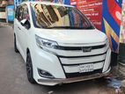 Toyota Noah 2018