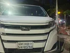 Toyota Noah 2018